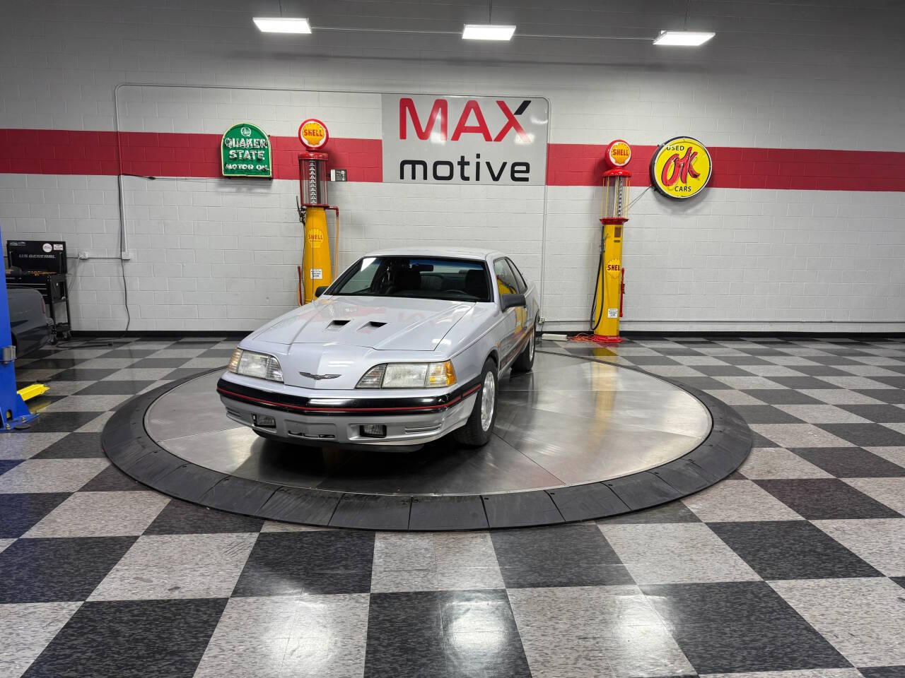 1988 Ford Thunderbird 12