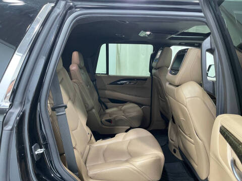 2019 Cadillac Escalade Platinum