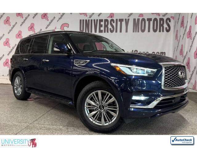 2021 INFINITI QX80's photo