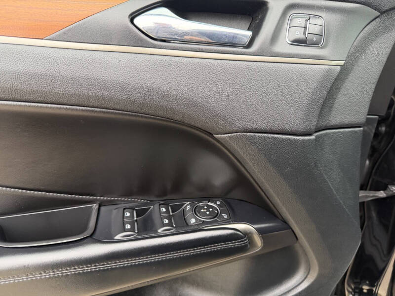 2017 Lincoln MKC Reserve