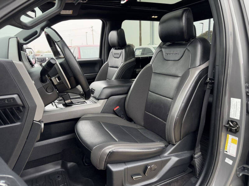 2020 Ford F-150 Raptor