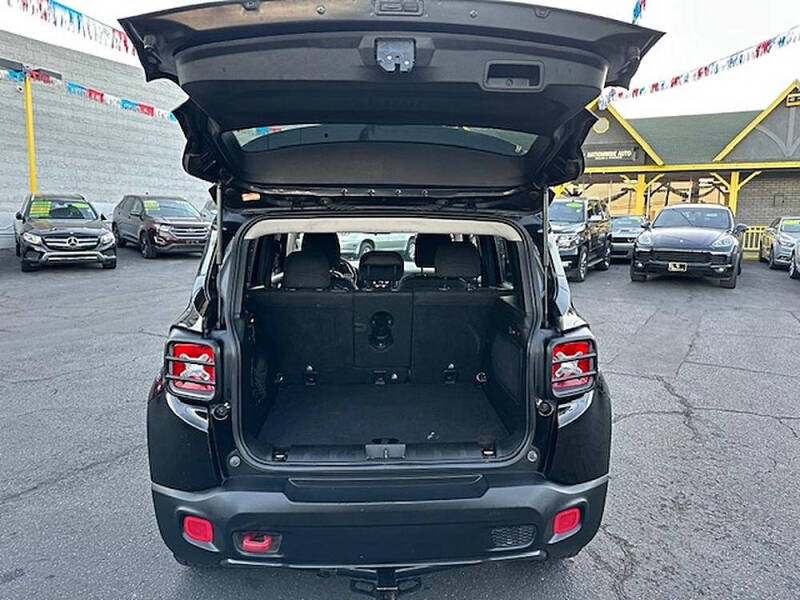 2015 Jeep Renegade Trailhawk