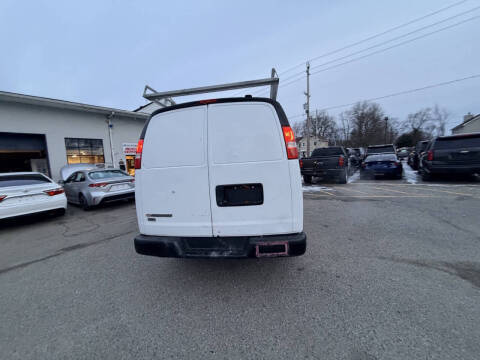 2020 Chevrolet Express 2500