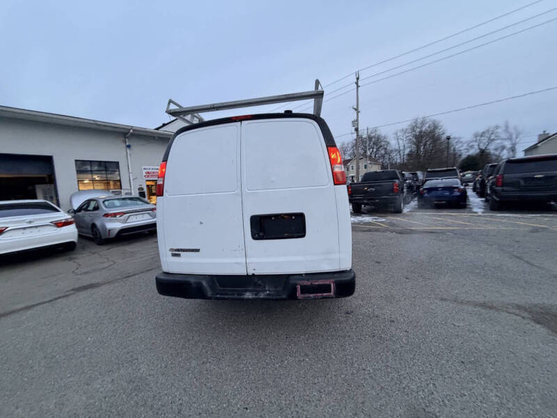 2020 Chevrolet Express 2500