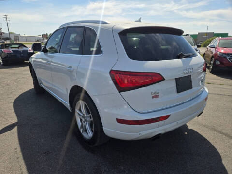 2016 Audi Q5 2.0T quattro Premium Plus
