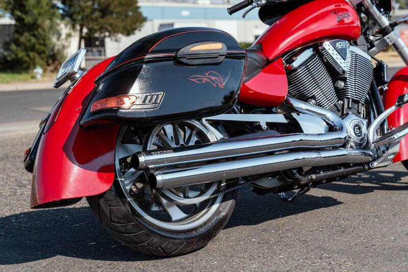 2006 Victory Kingpin