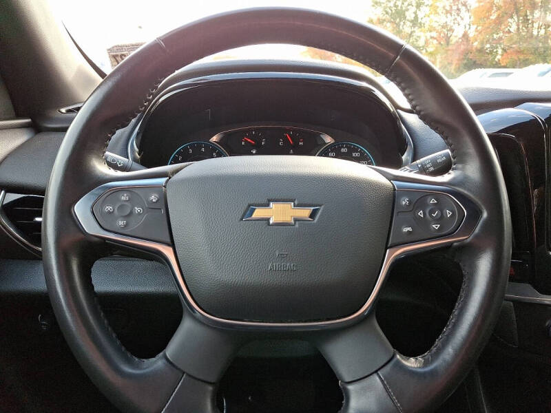 2022 Chevrolet Traverse LT Cloth