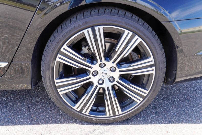 2023 Volvo S90 B6 Ultimate