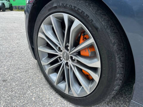 2015 Hyundai Genesis