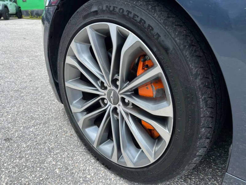 2015 Hyundai Genesis