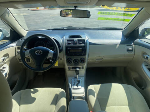 2012 Toyota Corolla LE