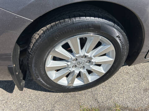 2012 Toyota Sienna LE 7-Passenger