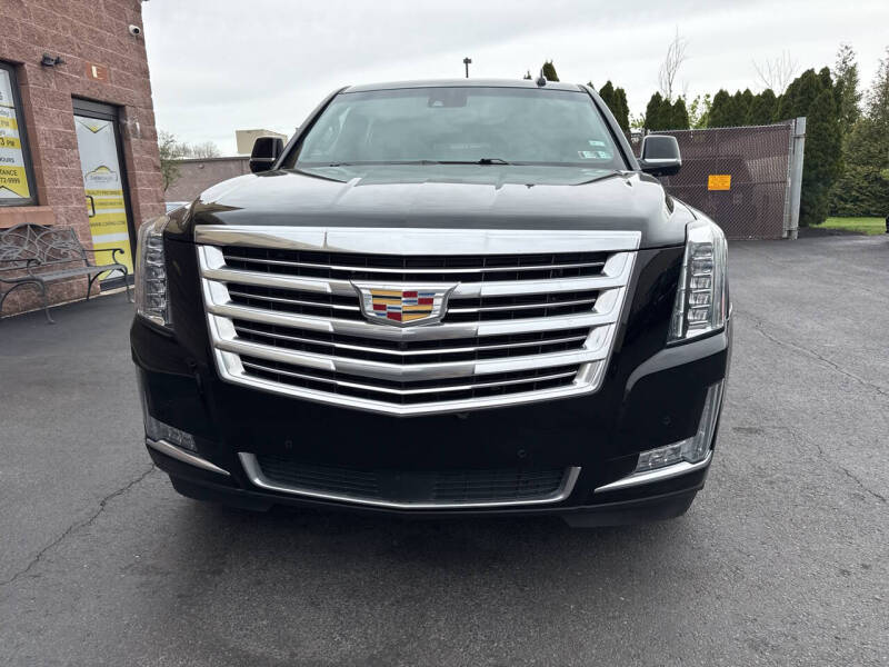 2018 Cadillac Escalade Platinum