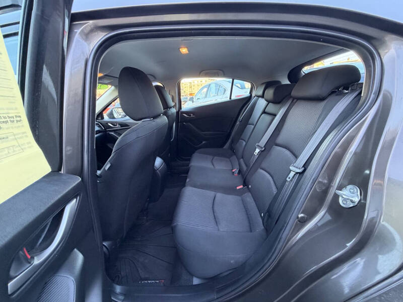 2014 Mazda MAZDA3 i Touring