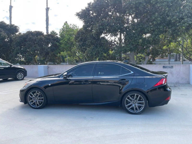 2016 Lexus IS 200t