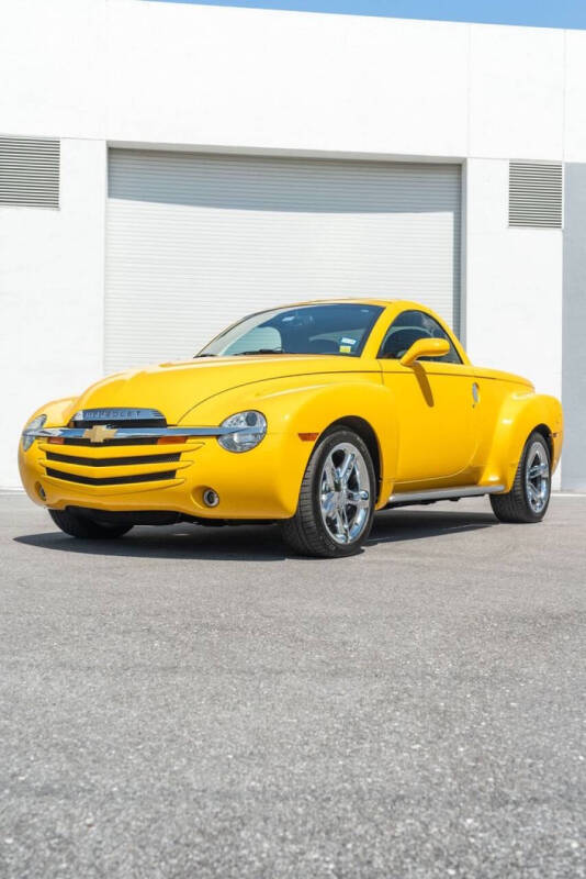 2004 Chevrolet SSR LS