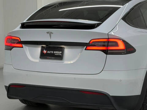 2022 Tesla Model X Plaid