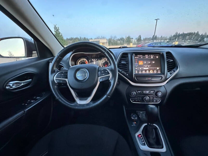 2016 Jeep Cherokee Latitude 75th Anniversary