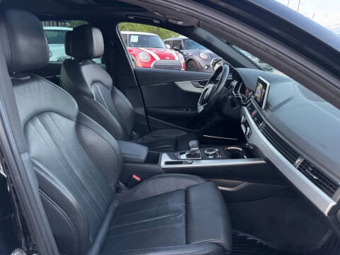 2017 Audi A4 2.0T quattro Premium Plus