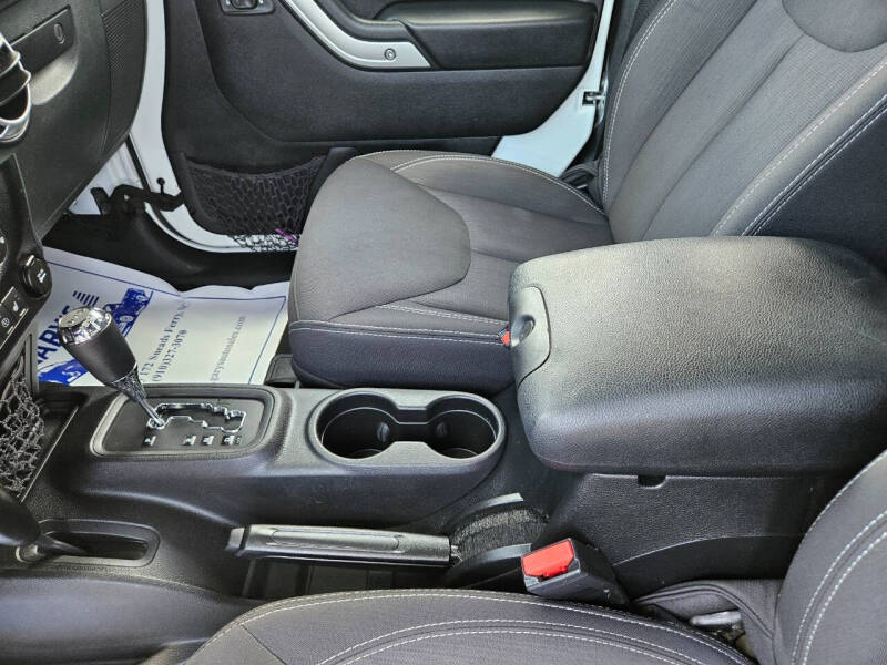 2015 Jeep Wrangler Sahara