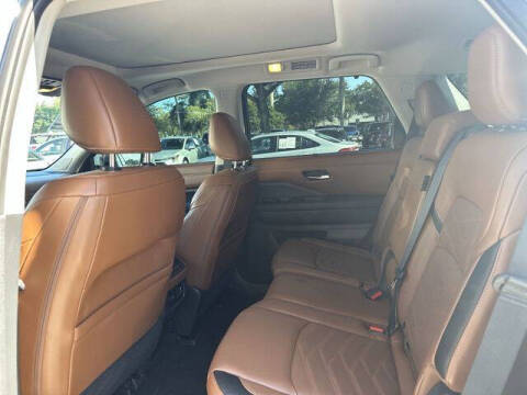 2024 Nissan Pathfinder Platinum