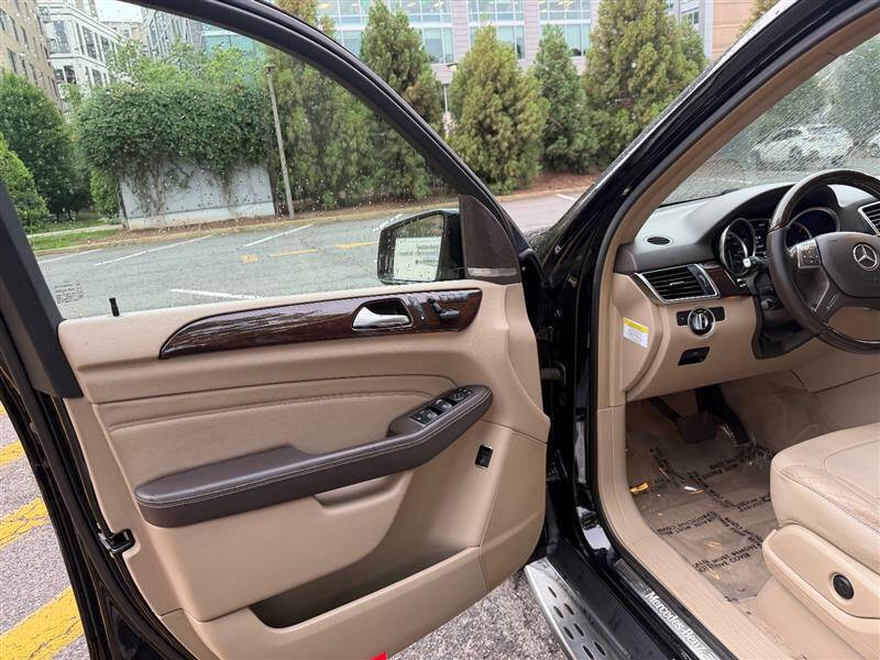 2012 Mercedes-Benz M-Class ML 350 BlueTEC