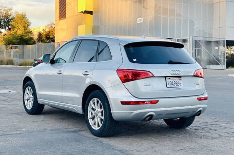 2011 Audi Q5 2.0T quattro Premium Plus