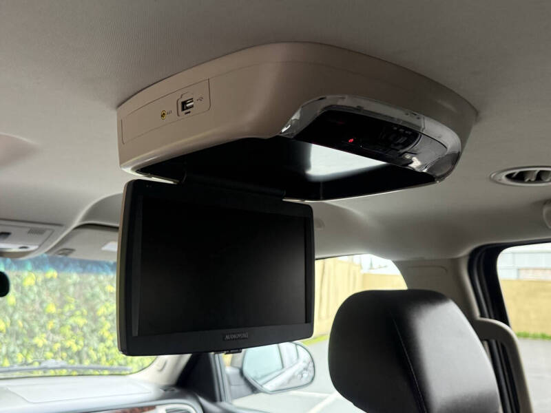 2014 GMC Yukon XL Denali