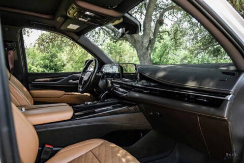 2024 Cadillac Escalade Sport