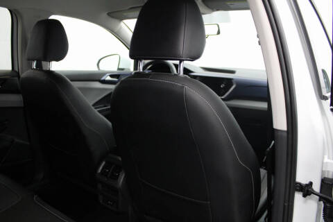 2022 Volkswagen Taos SE 4Motion