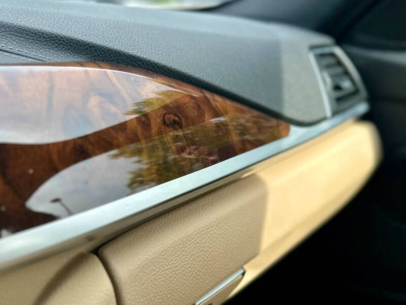 2018 BMW 3 Series 330i xDrive