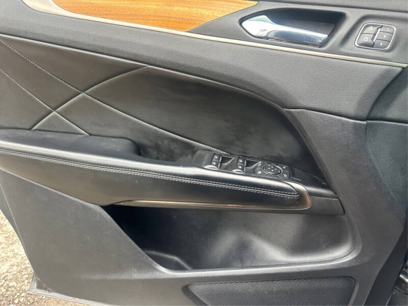 2019 Lincoln MKC Select
