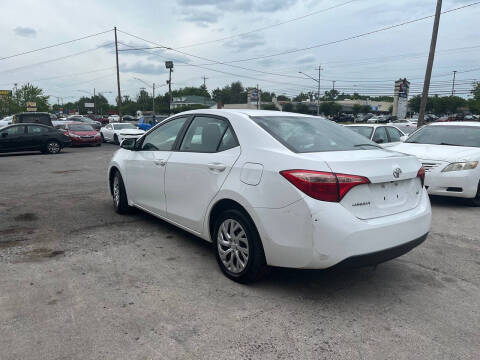 2018 Toyota Corolla LE
