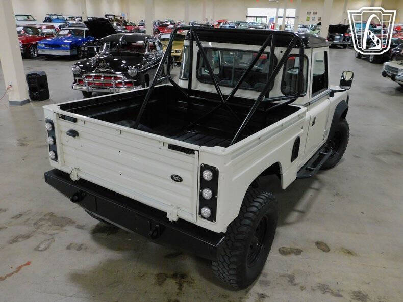 1986 Land Rover Defender