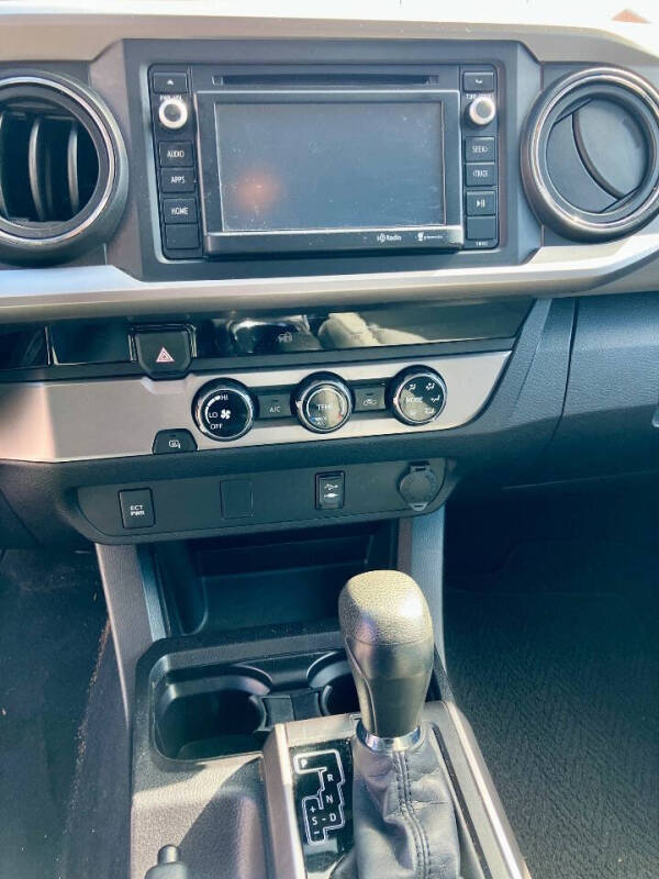 2016 Toyota Tacoma SR5