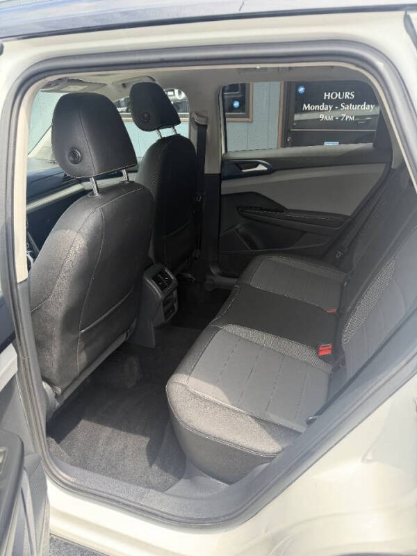 2024 Volkswagen Taos SE