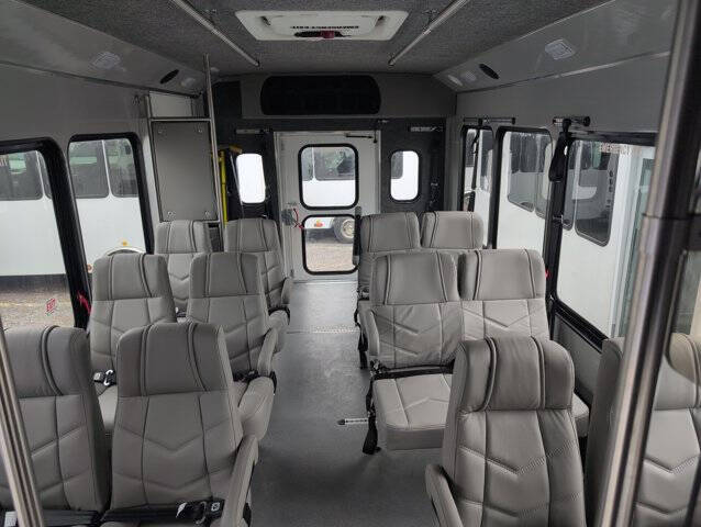 2022 Chevrolet Express 4500