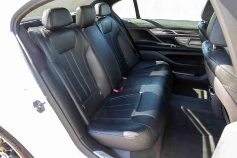 2019 BMW 7 Series 740i