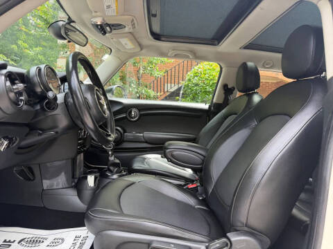 2017 MINI Hardtop 2 Door Cooper