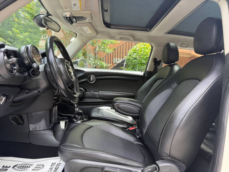 2017 MINI Hardtop 2 Door Cooper