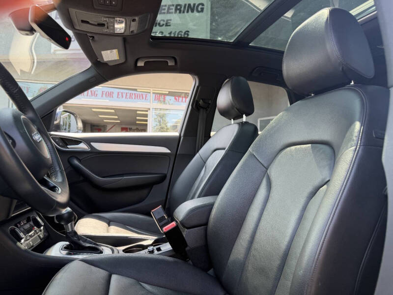 2018 Audi Q3 2.0T quattro Premium Plus