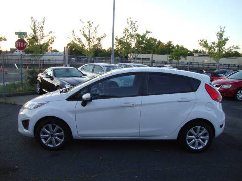 2013 Ford Fiesta SE