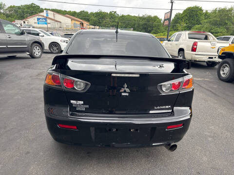 2017 Mitsubishi Lancer LE