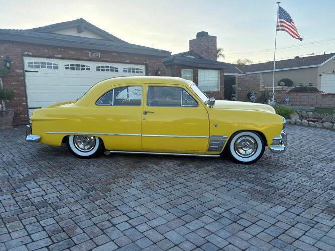 1951 Ford Deluxe
