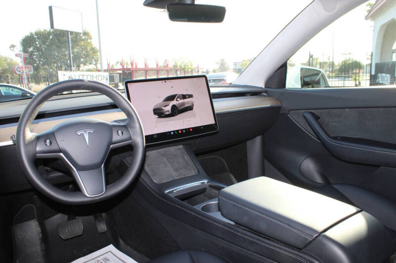 2022 Tesla Model Y Long Range