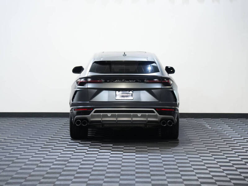 2019 Lamborghini Urus