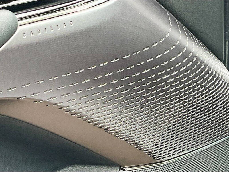 2025 Cadillac LYRIQ Sport 1