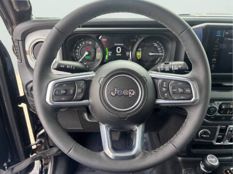 2025 Jeep Wrangler Sahara 4xe