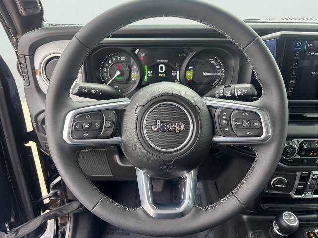 2025 Jeep Wrangler Sahara 4xe