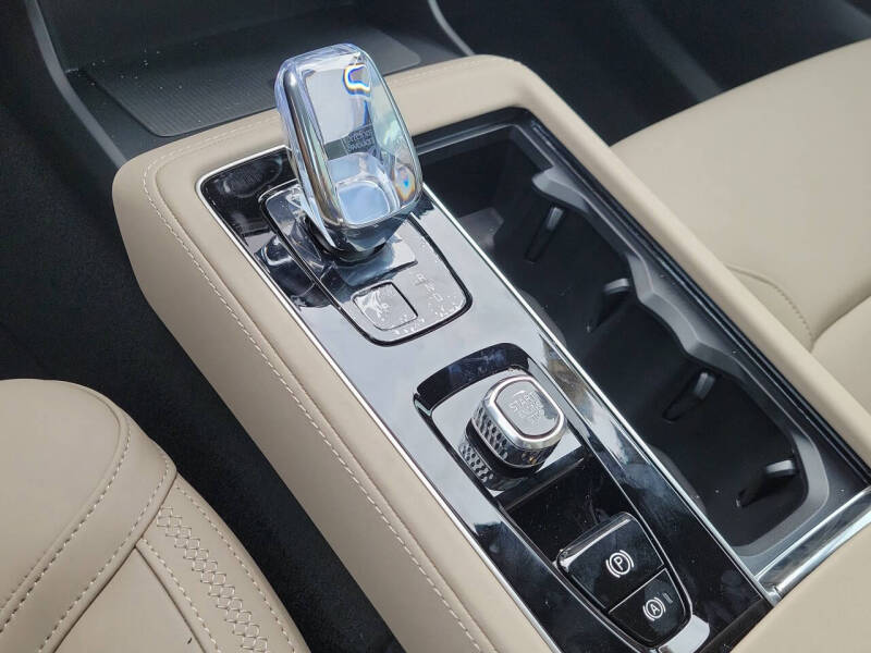 2026 Volvo XC90 B6 Plus 6P